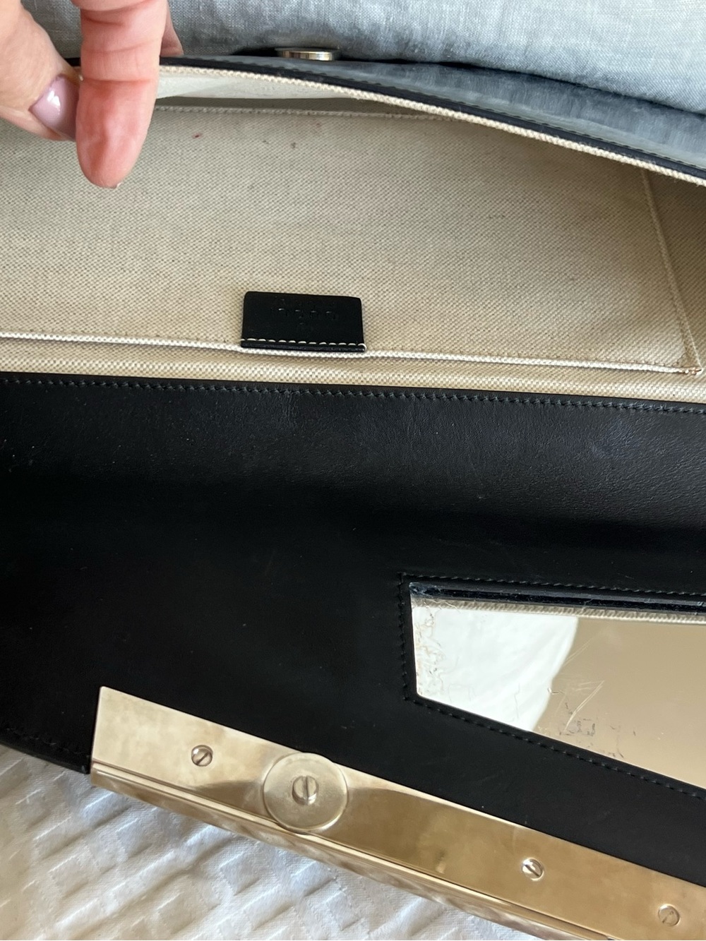 Vintage Gucci Black Patent Clutch with Silver Bar Accent - Picture 8 of 9